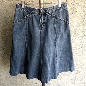3 for $25  2004 Vintage Gap Blue Denim Skirt Size 2 100% Cotton